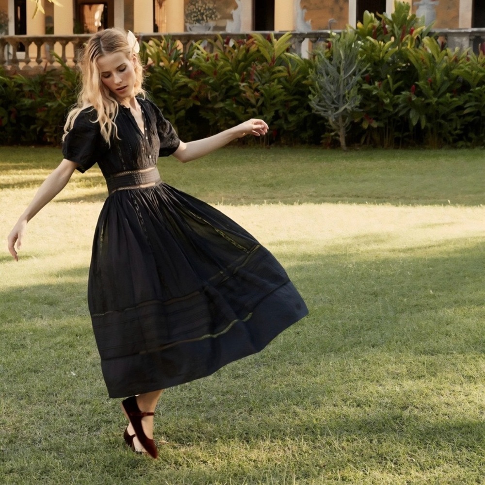 Doen Violet Black Lace Dress